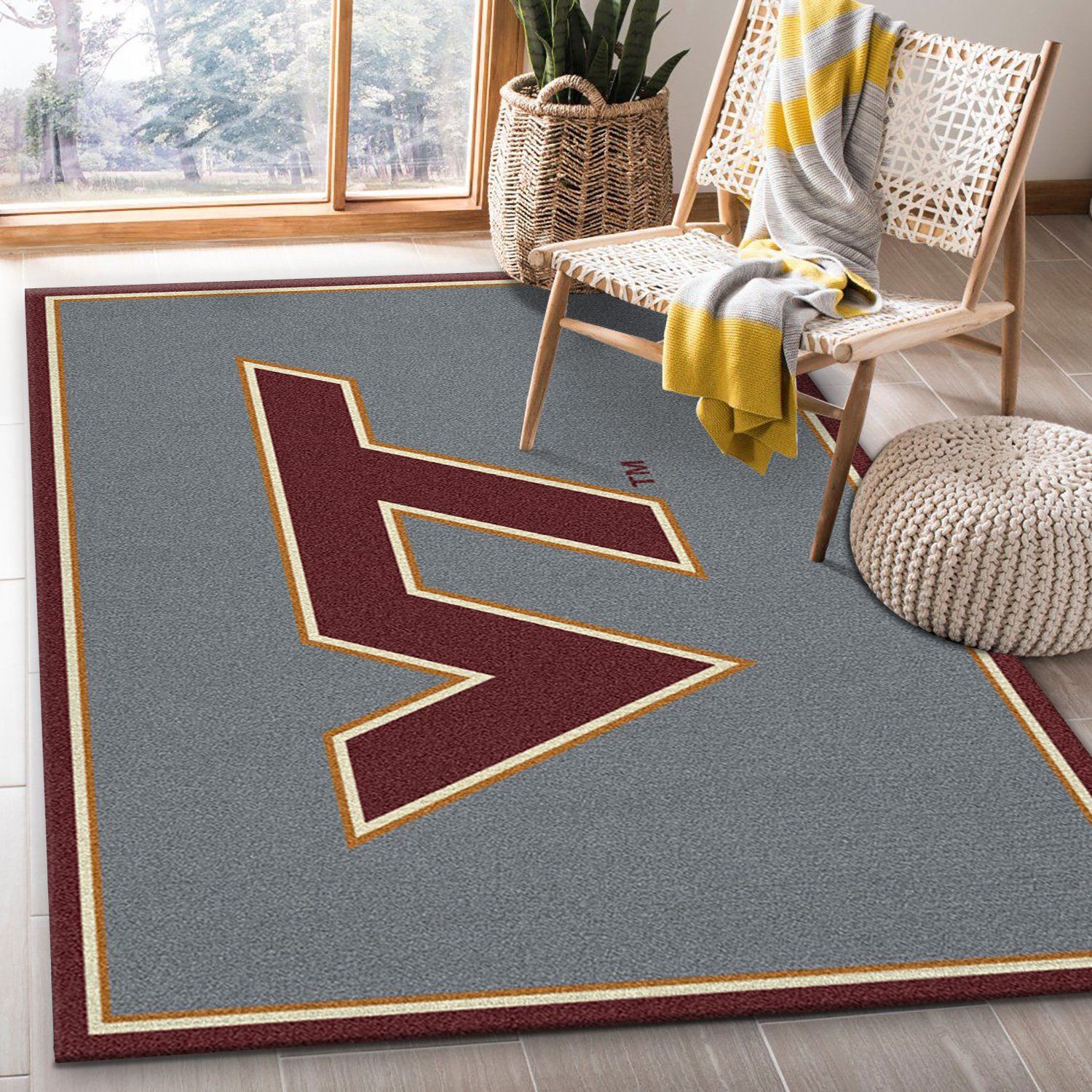 College-Spirit-Virginia-Tech-Sport-Area-Rug-Team-Logo-Floor-Decor-Home-Decor.jpg
