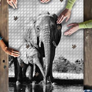 Elephant Mom Family Jigsaw Puzzle Set