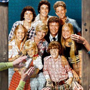 Movie Comedy, The Brady Bunch Jigsaw Puzzle Set