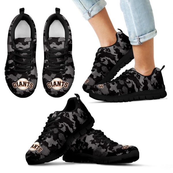 Arches Top Fabulous Camouflage Background San Francisco Giants Sneakers