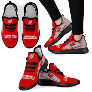 Legend React Tampa Bay Buccaneers Mesh Knit Sneakers