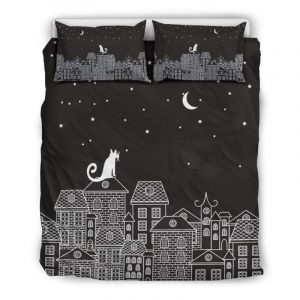 Cat On Roof In Cute Town Duvet Cover and Pillowcase Set Bedding Set