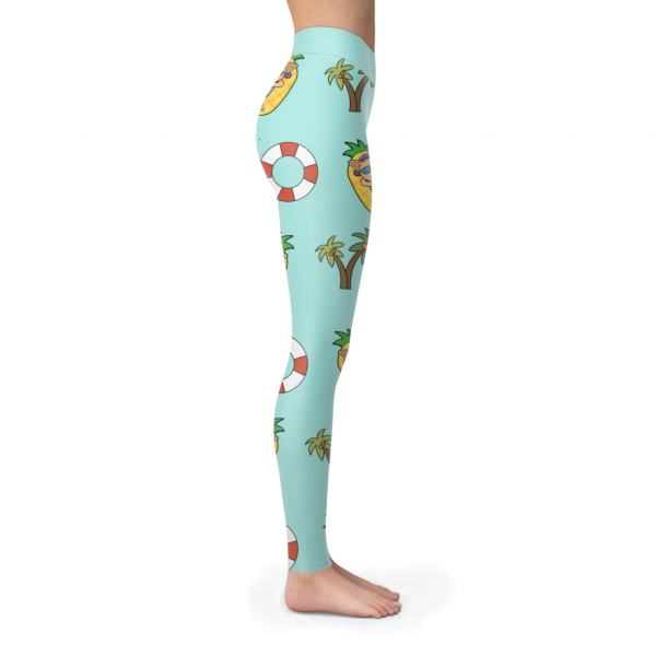 Pineapple Pool Float Beach Pattern Chihuahua Leggings